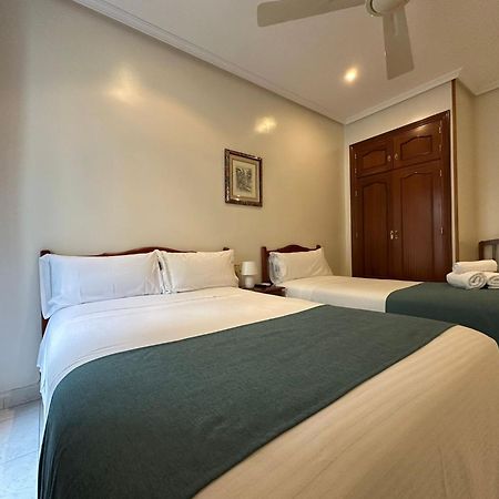 Hostal Villamanez Madrid Buitenkant foto