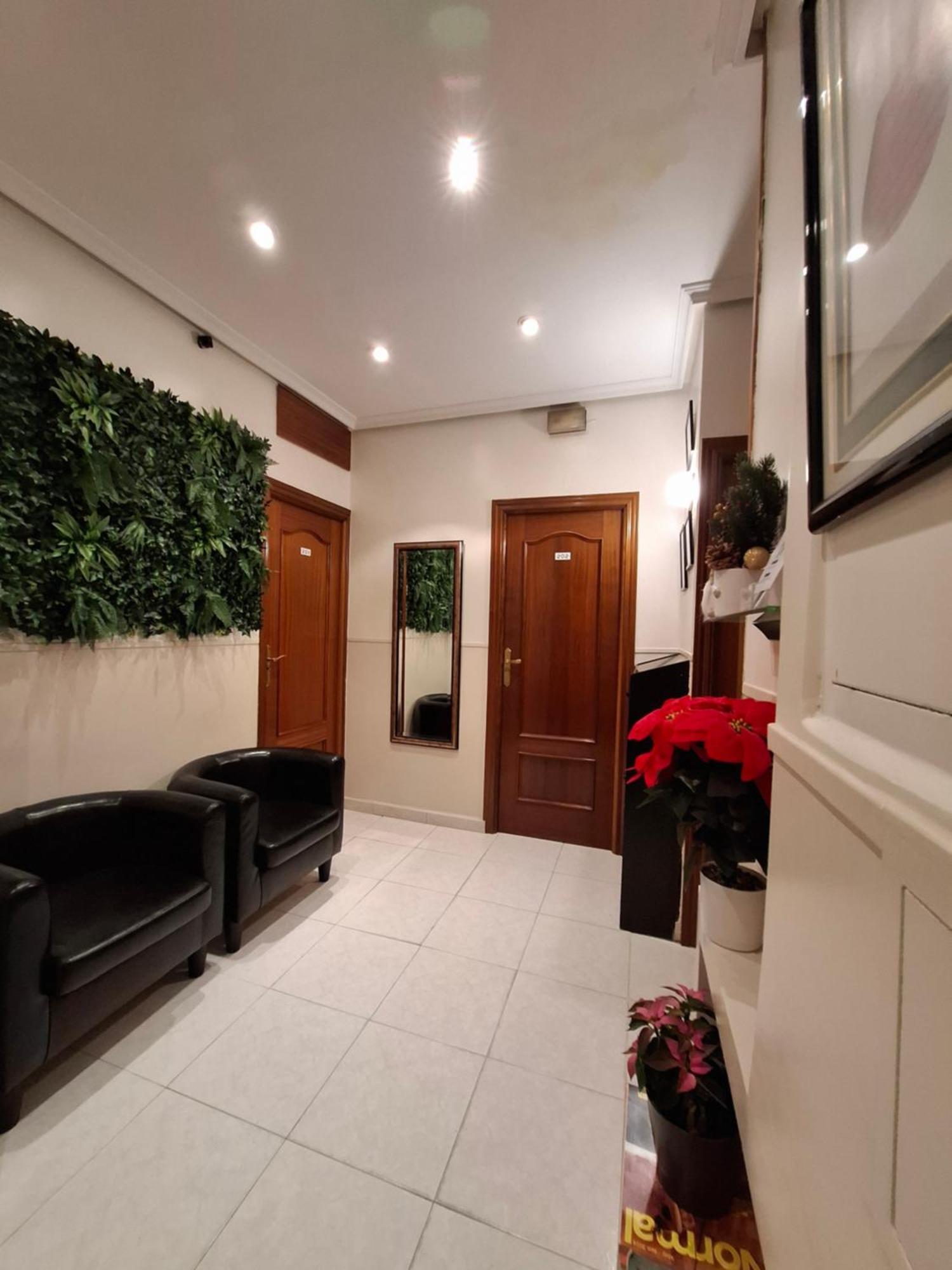 Hostal Villamanez Madrid Buitenkant foto