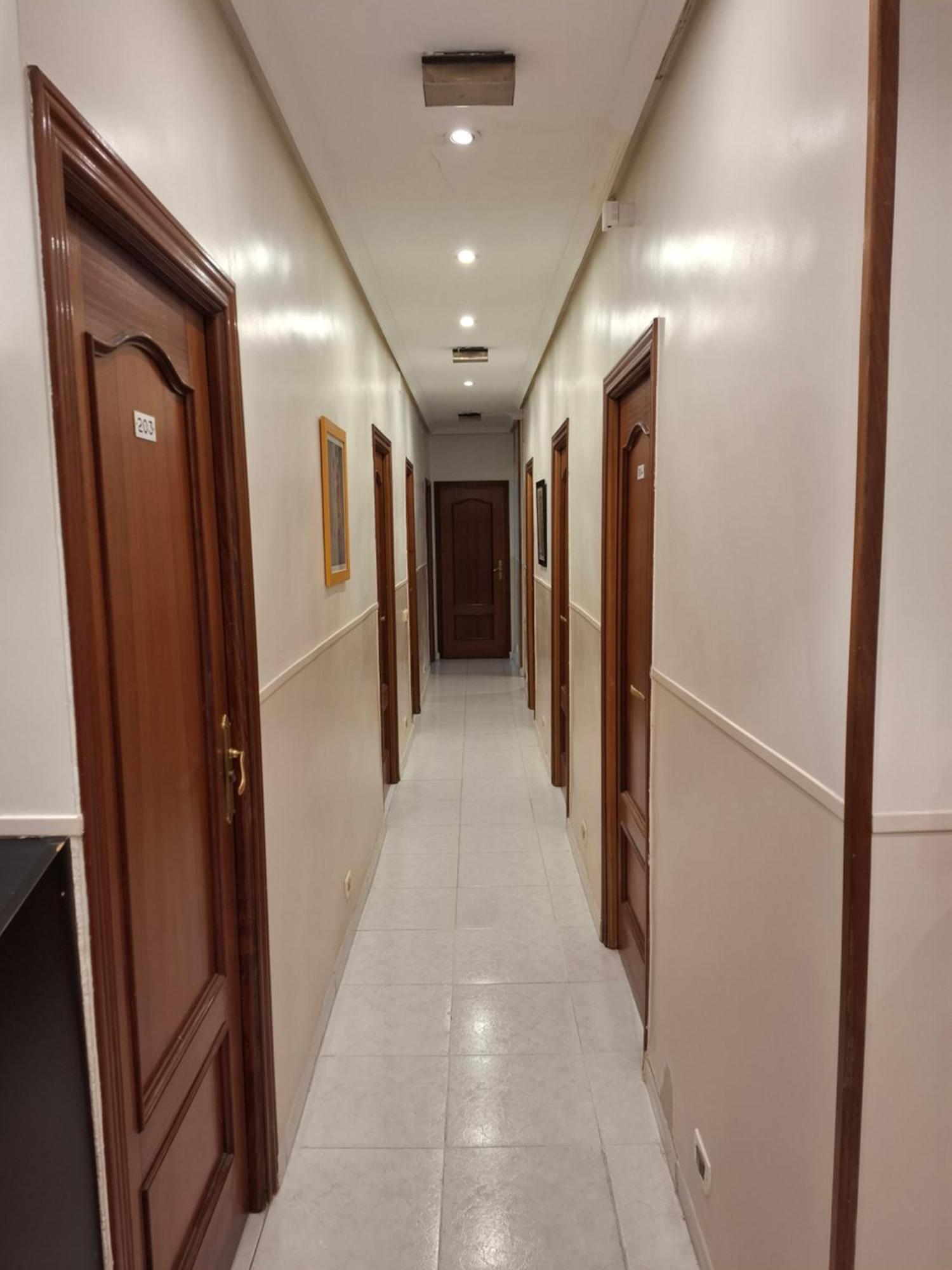 Hostal Villamanez Madrid Buitenkant foto